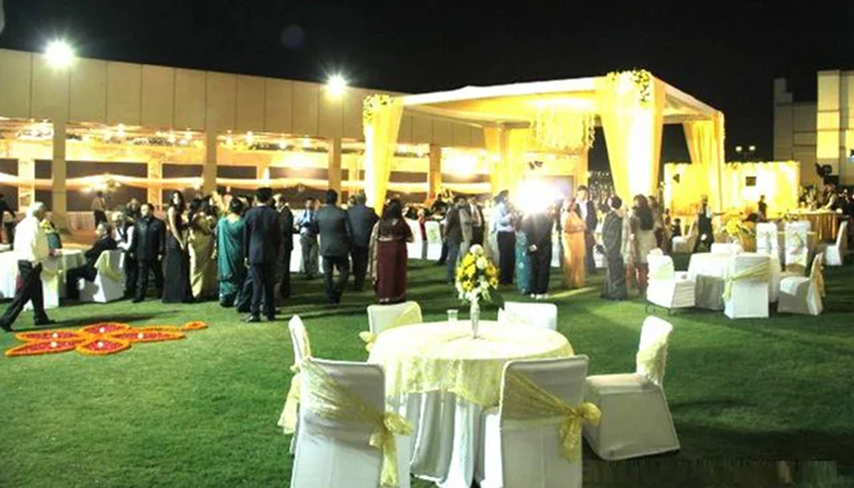 Party Lawns In Delhi